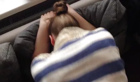 Latina mange extrait gratuit video porno un nègre sur le pouf.