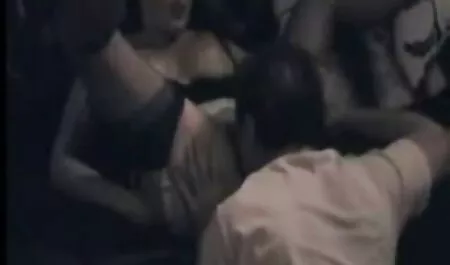 Exposer extrait de film x gratuit en français le cul d'une fille blanche avec un pénis noir.