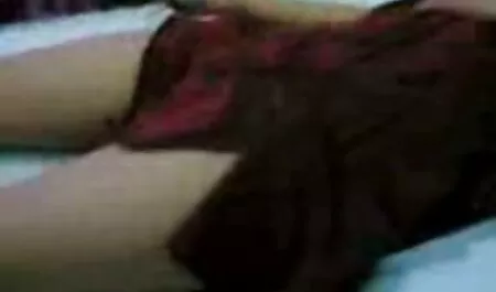 Putain de brune à la chatte poilue. film porno vidéo gratuit