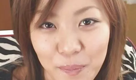 Russe doigts film sexe video gratuit cornée vagin.