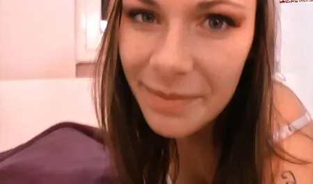 L'homme noir entrant porno gratuit a voir dans l'anus diminue la petite amie.