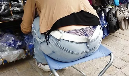 Plombier pète avec video porno japonais gratuit une rousse.