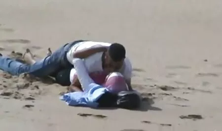 Une femme qui fait porno gratuit fr une belle fellation et laisse du sperme sur son visage.