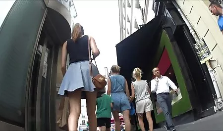 Partie garçon film x gratuit transsexuel obtient une bite dans le cul.