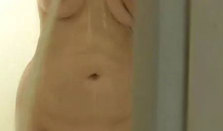 Le ministre joue avec le patron pour la nouvelle film porno femme fontaine gratuit année.