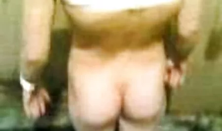 J'ai vu une fille nue video de x gratuit et baisée.