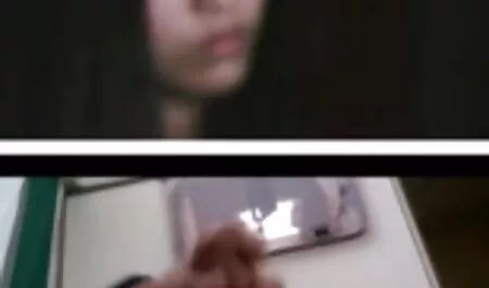 Les étudiants russes masturbation. porno complet en streaming