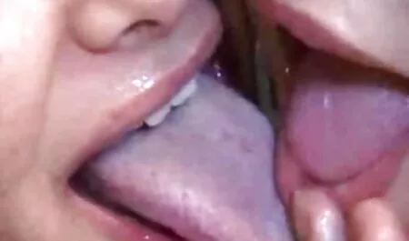 Alfach pète film porno gratuit partouze les femmes après le vin.