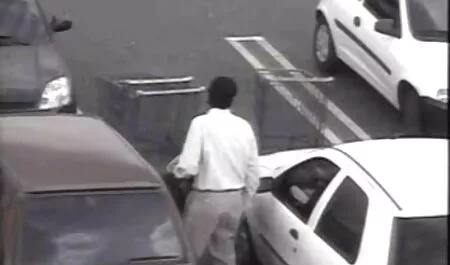 Un travailleur acharné pète film x gratuit video une grosse femme.