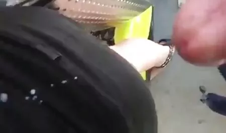 Un ami a baisé une fille devant son petit ami. video porno gratuite clara morgane