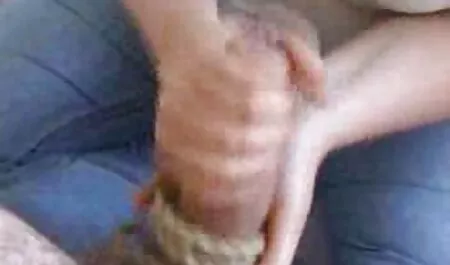 Une secrétaire film gay porno gratuit a baisé son patron.